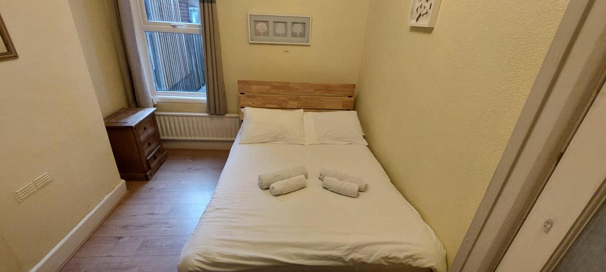 2 Bedroom Apartment, Fortescue Road London Eksteriør bilde
